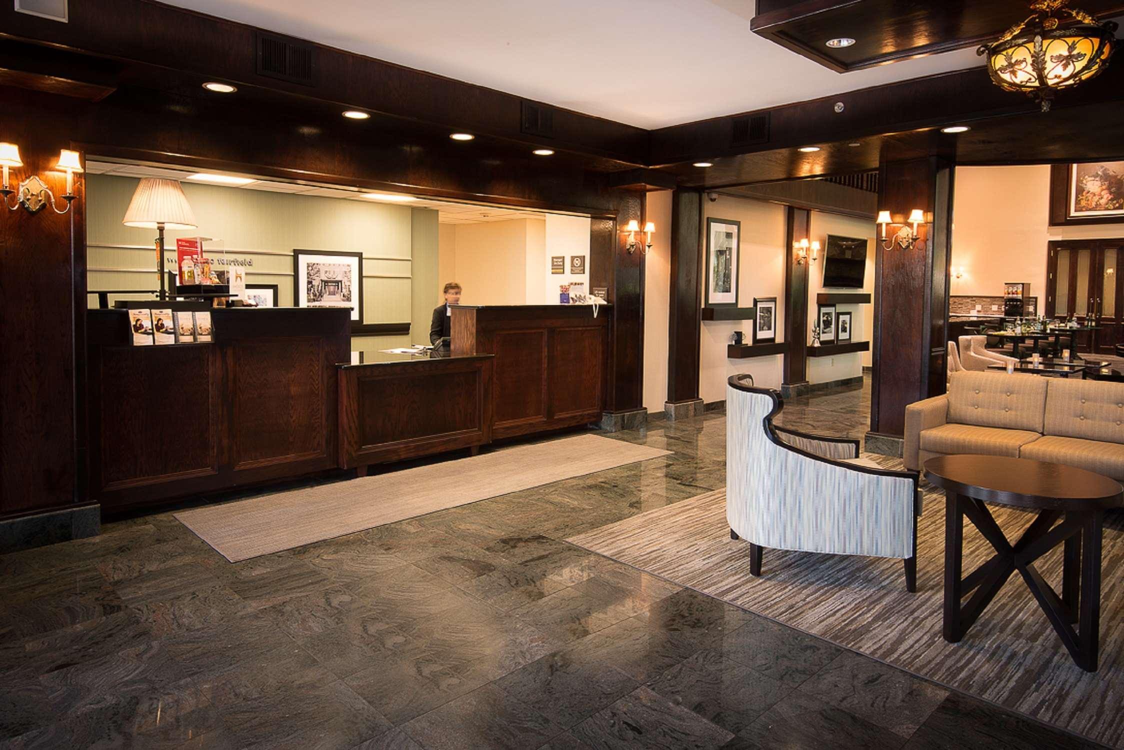 Hampton Inn & Suites Fairfield Феърфийлд Екстериор снимка