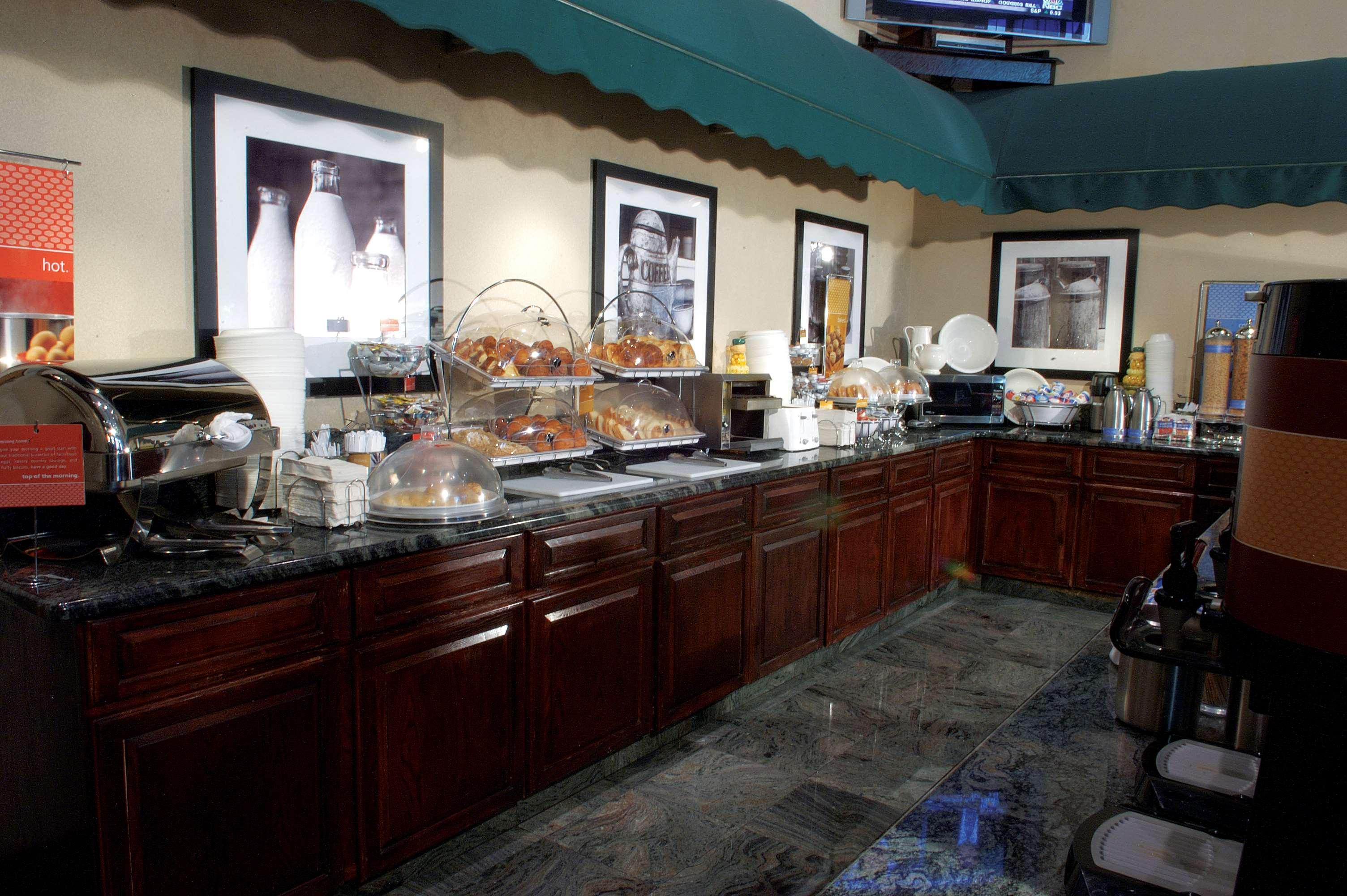 Hampton Inn & Suites Fairfield Феърфийлд Екстериор снимка