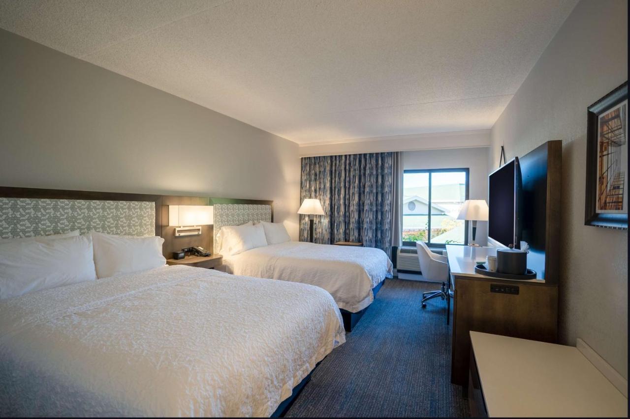 Hampton Inn & Suites Fairfield Феърфийлд Екстериор снимка