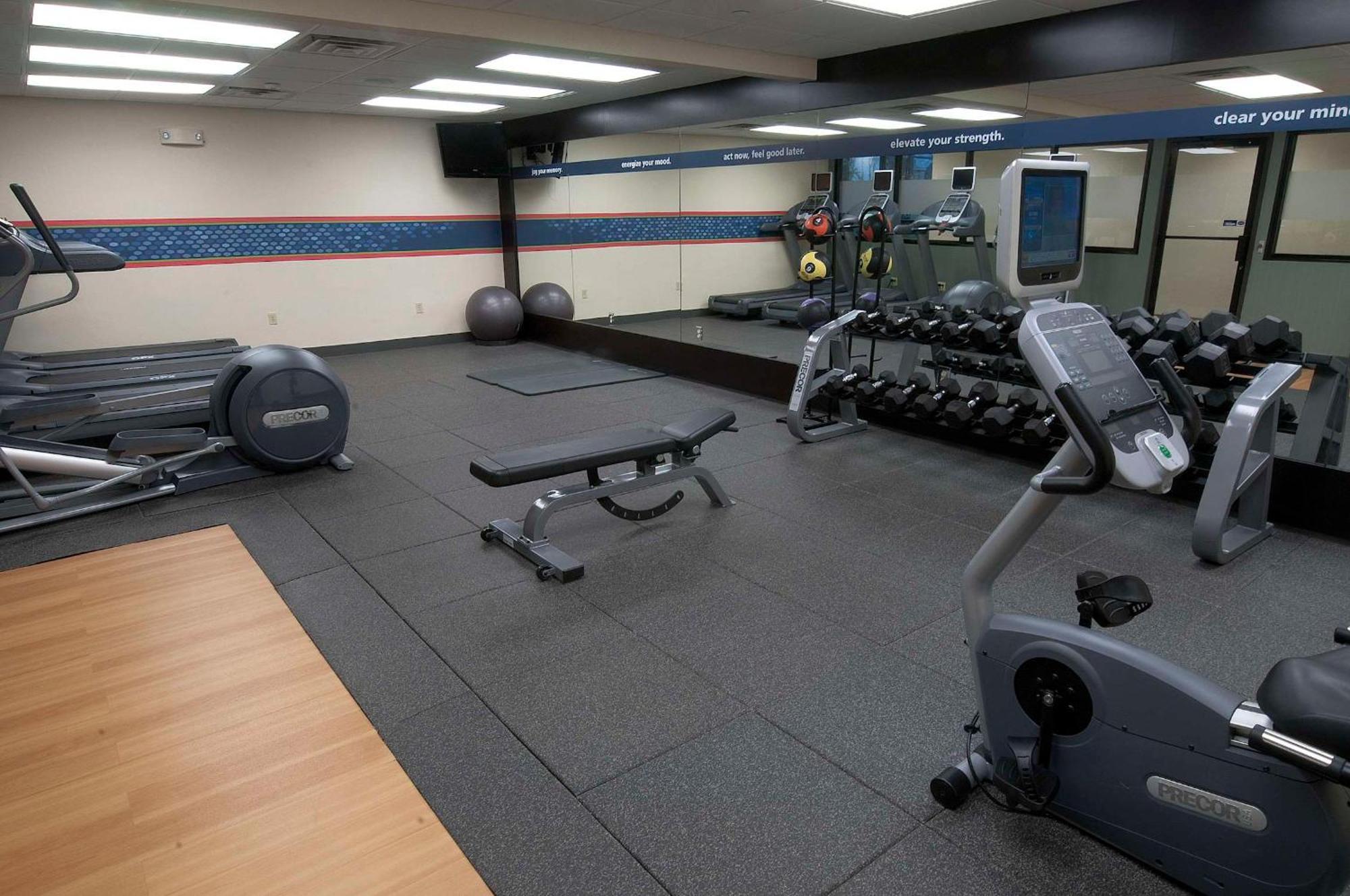 Hampton Inn & Suites Fairfield Феърфийлд Екстериор снимка